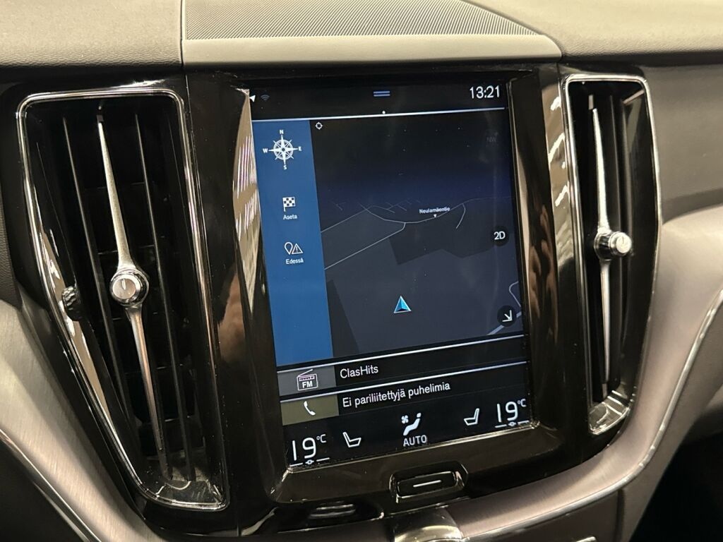 Volvo XC60 2018 Musta