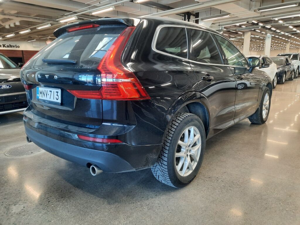 Volvo XC60 2018 Musta
