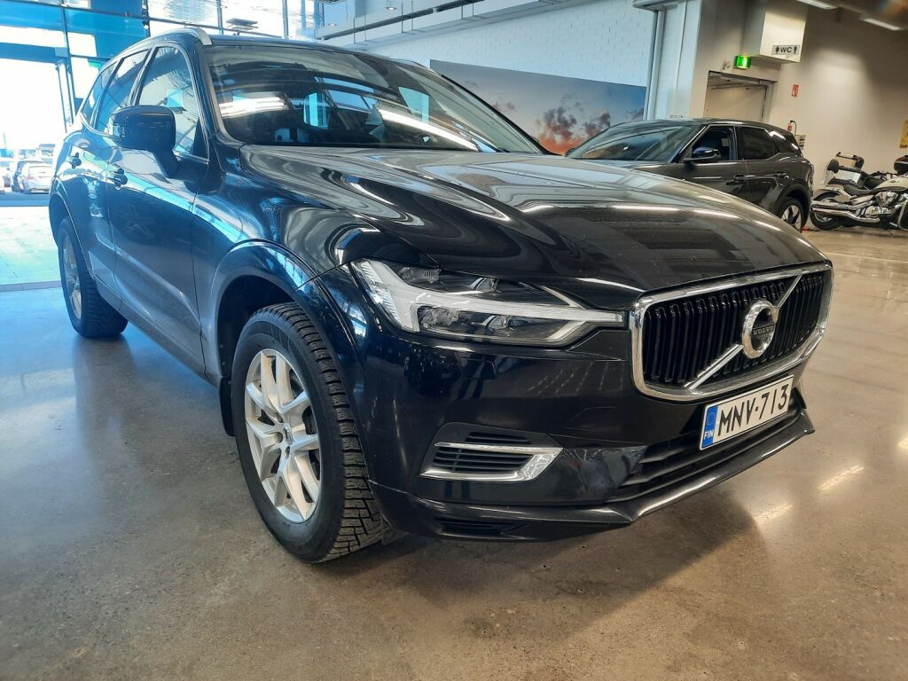 Volvo XC60 2018 Musta