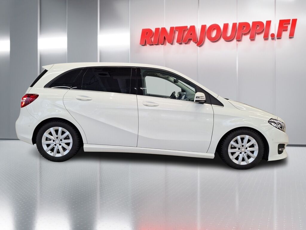 Mercedes-Benz B 2015 Valkoinen