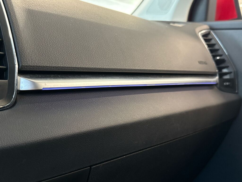 Skoda Karoq 2019 Musta