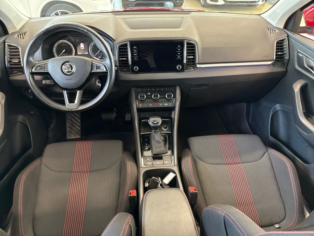 Skoda Karoq 2019 Musta