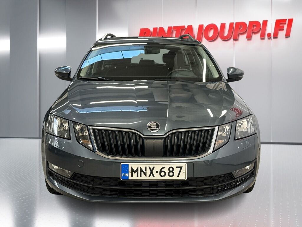 Skoda Octavia 2019 Harmaa
