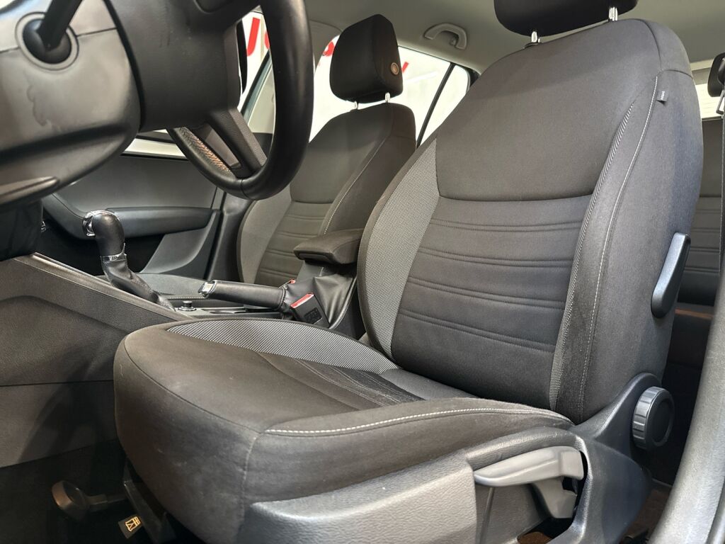 Skoda Octavia 2019 Harmaa