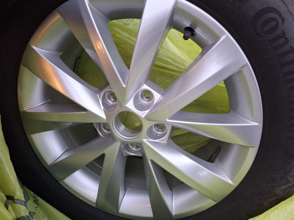 Skoda Octavia 2019 Harmaa