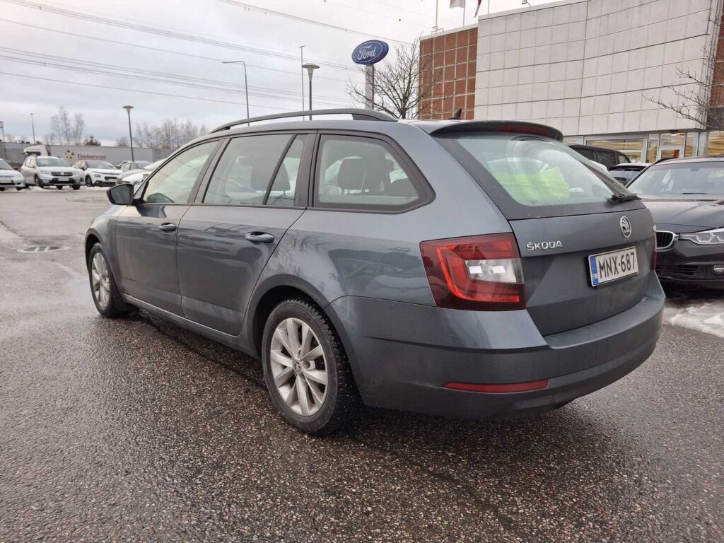 Skoda Octavia 2019 Harmaa