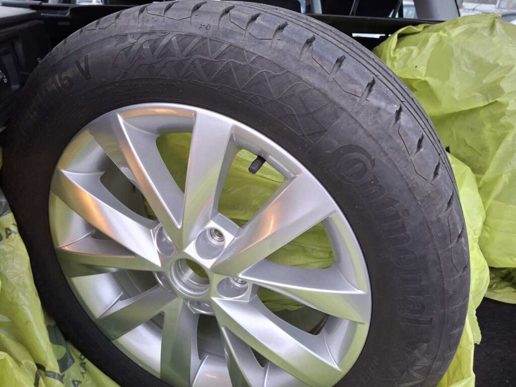 Skoda Octavia 2019 Harmaa