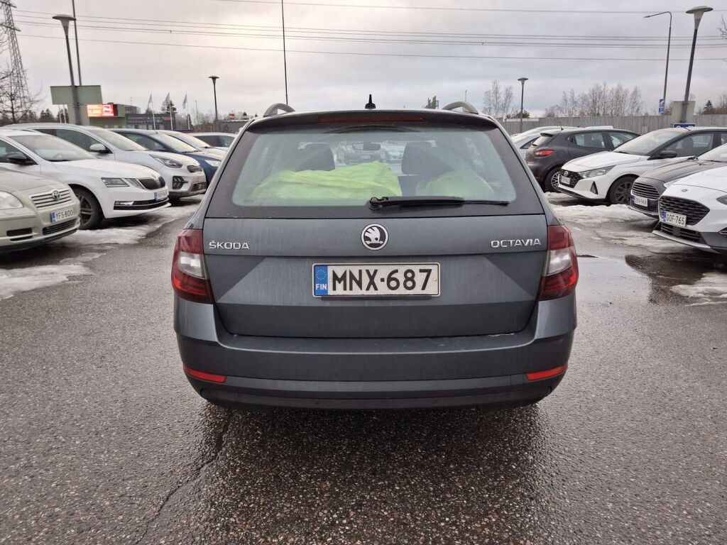 Skoda Octavia 2019 Harmaa
