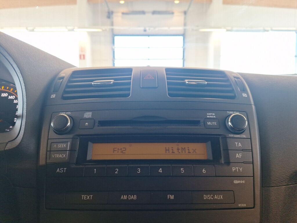 Toyota Avensis 2009 Sininen