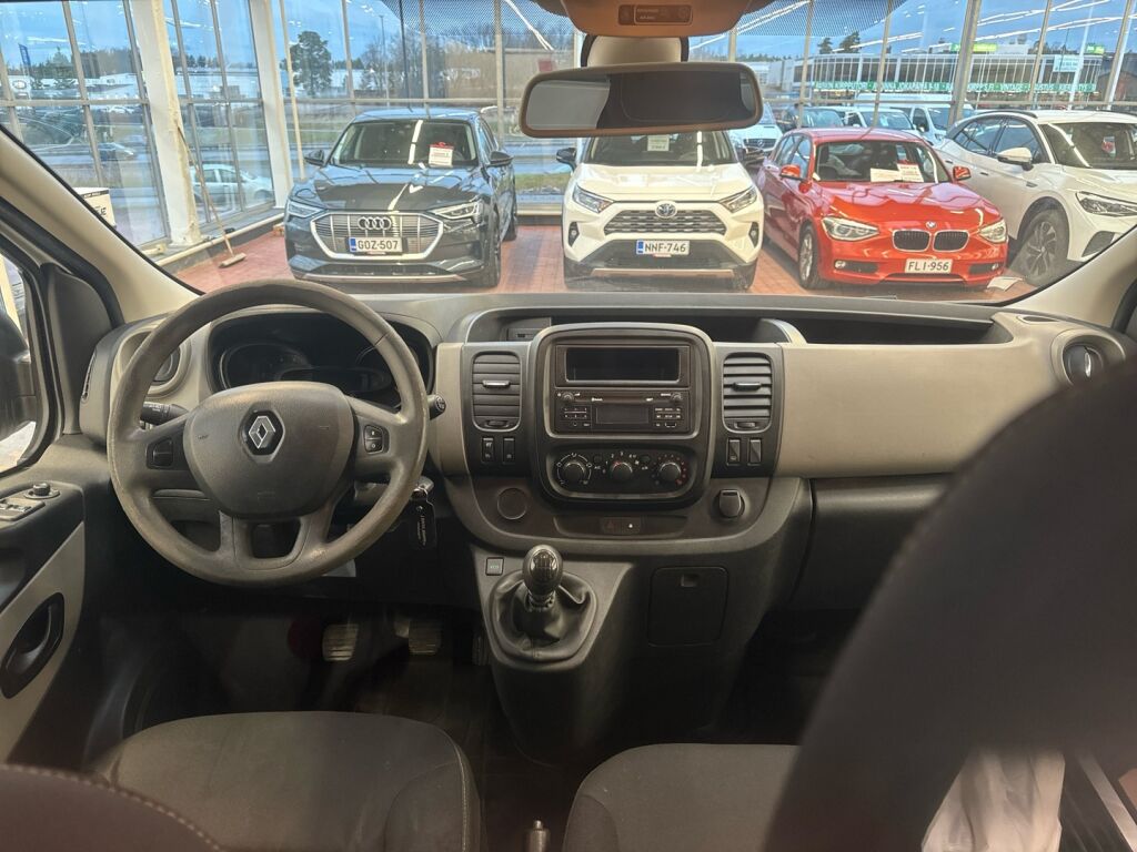 Renault Trafic 2016 Valkoinen