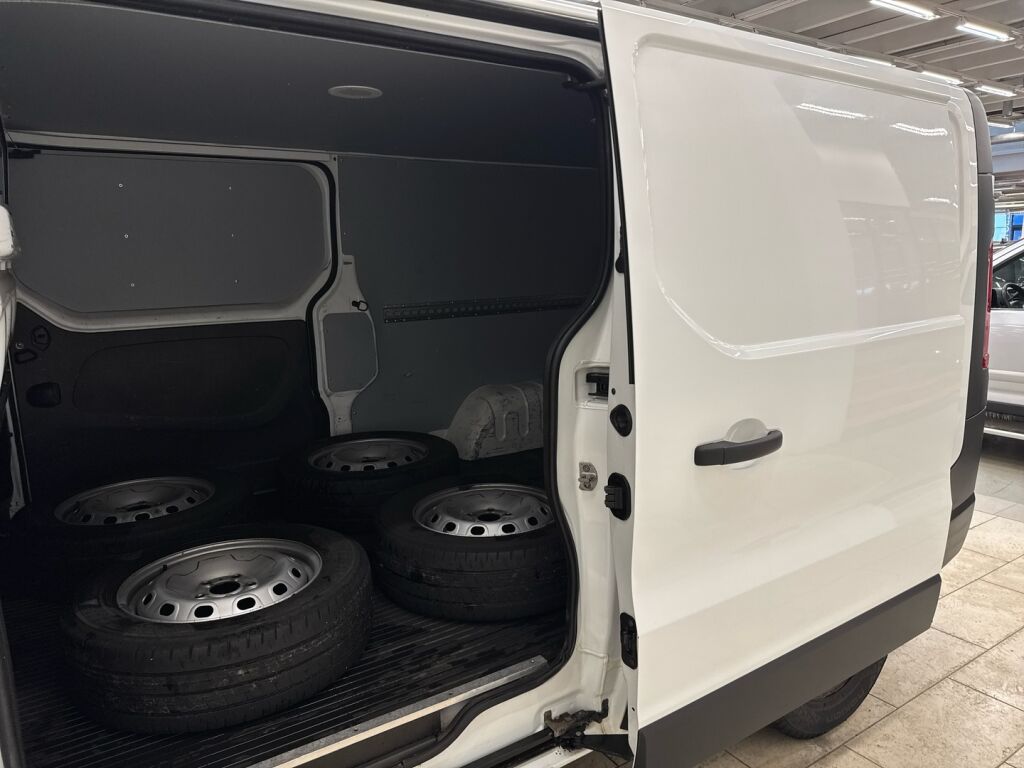 Renault Trafic 2016 Valkoinen