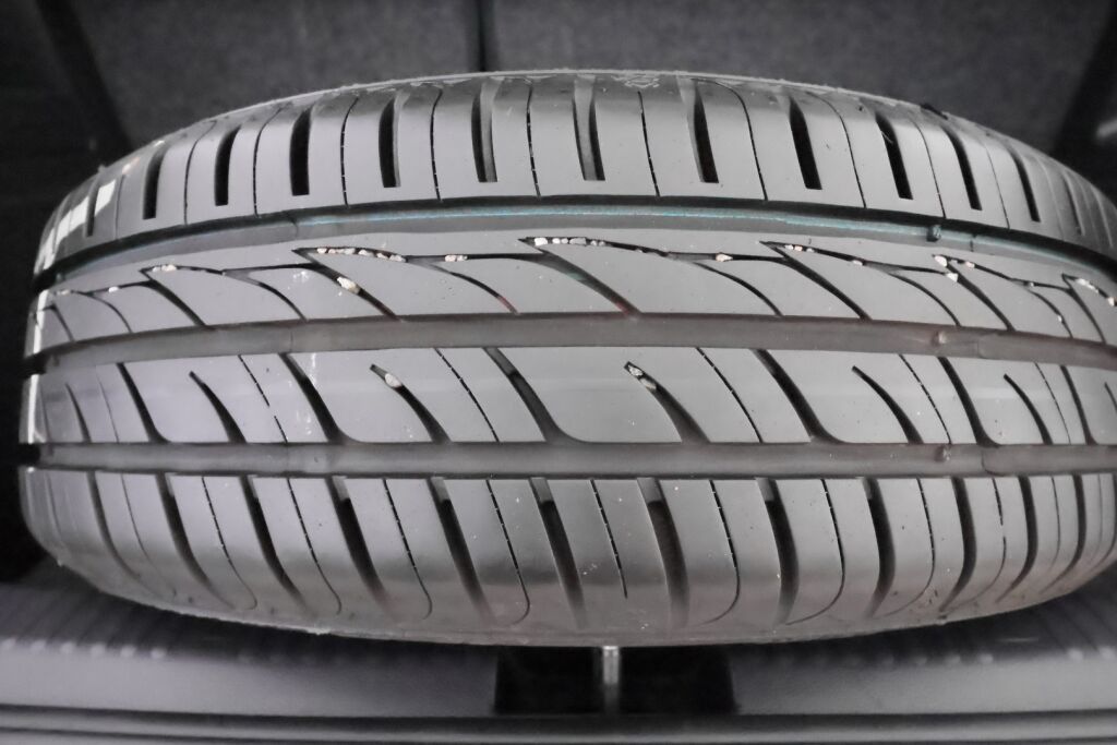 Skoda Fabia 2016 Ruskea (beige)