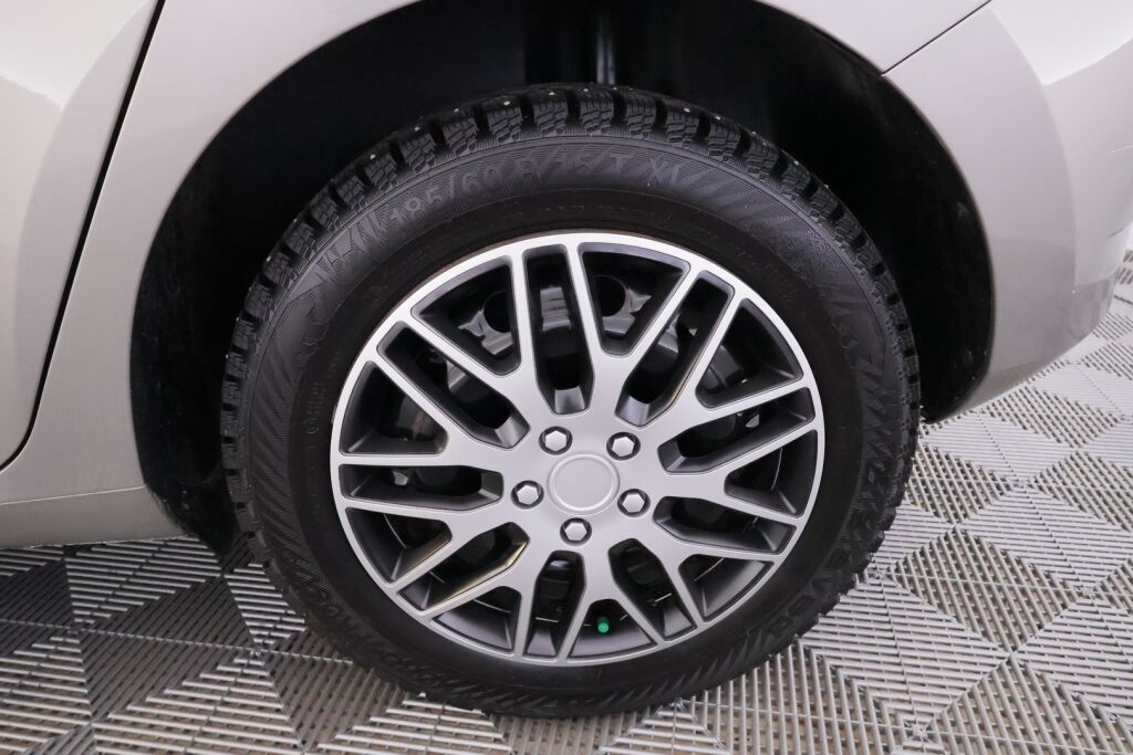 Skoda Fabia 2016 Ruskea (beige)