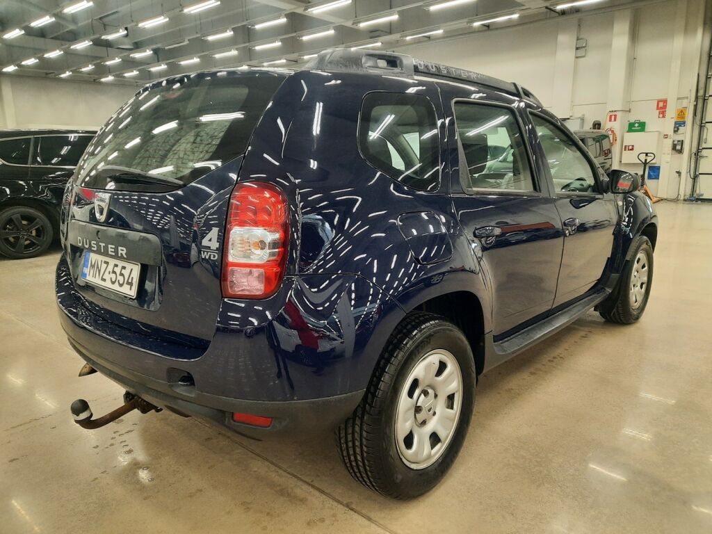 Dacia Duster 2016 Sininen