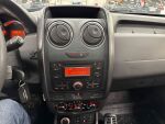 Dacia Duster 2016 Sininen