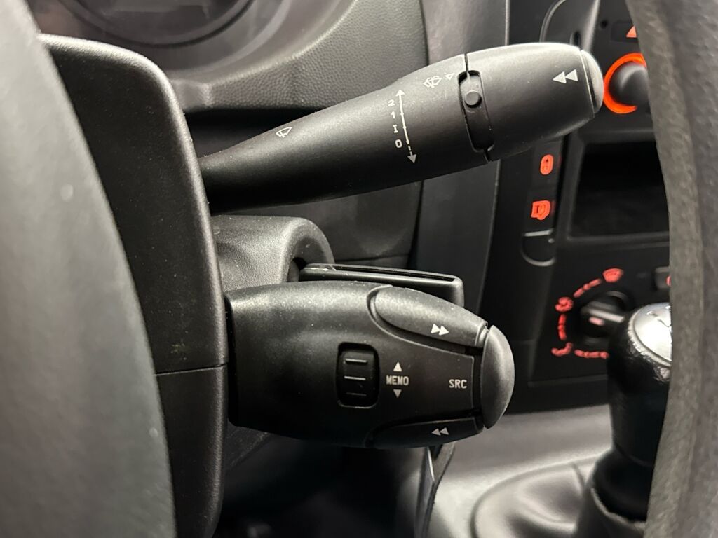 Toyota Proace 2015 Punainen