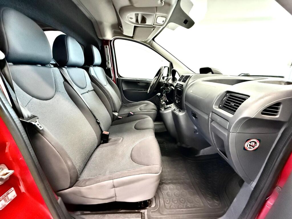 Toyota Proace 2015 Punainen