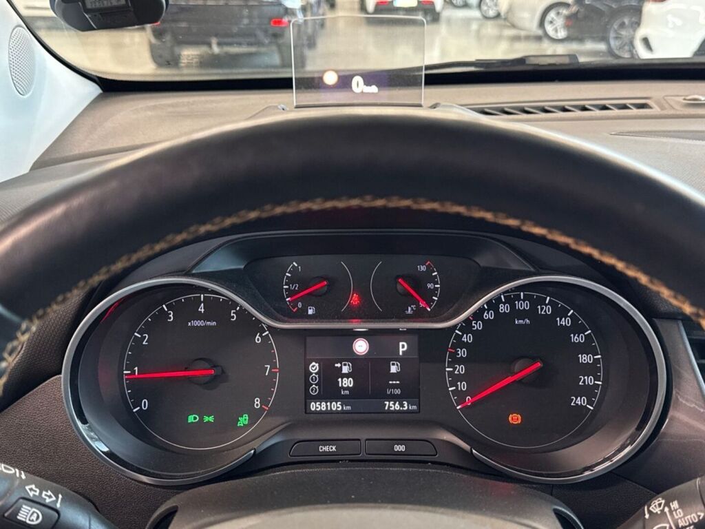 Opel Crossland X 2020 Metallinhohto Oranssi