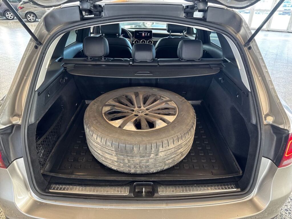 Mercedes-Benz GLC 2020 Harmaa