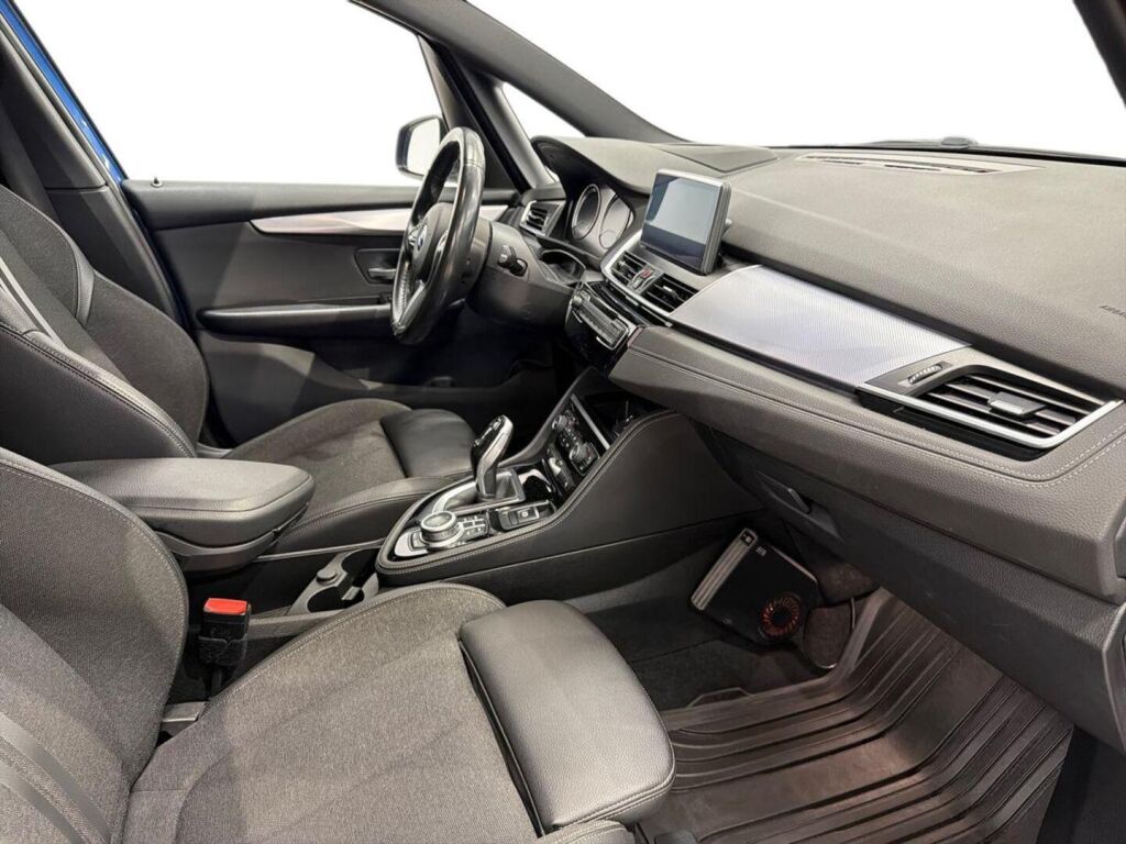 BMW 218 2020 Sininen