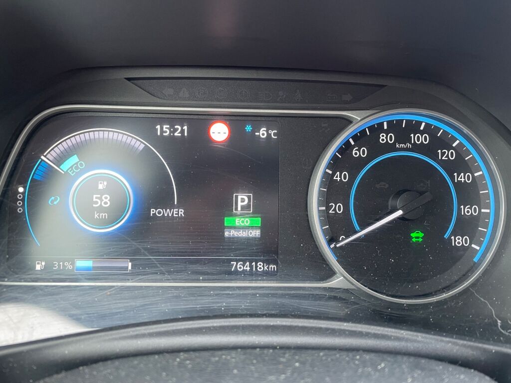 Nissan Leaf 2018 Valkoinen