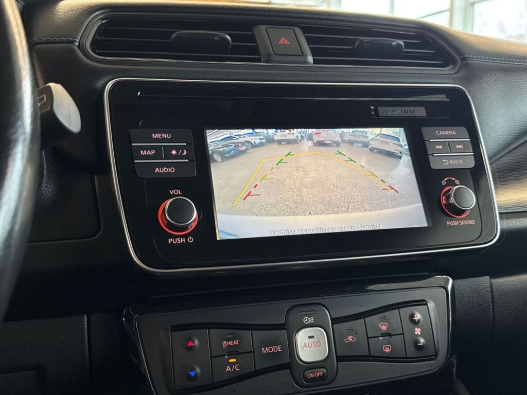 Nissan Leaf 2018 Valkoinen