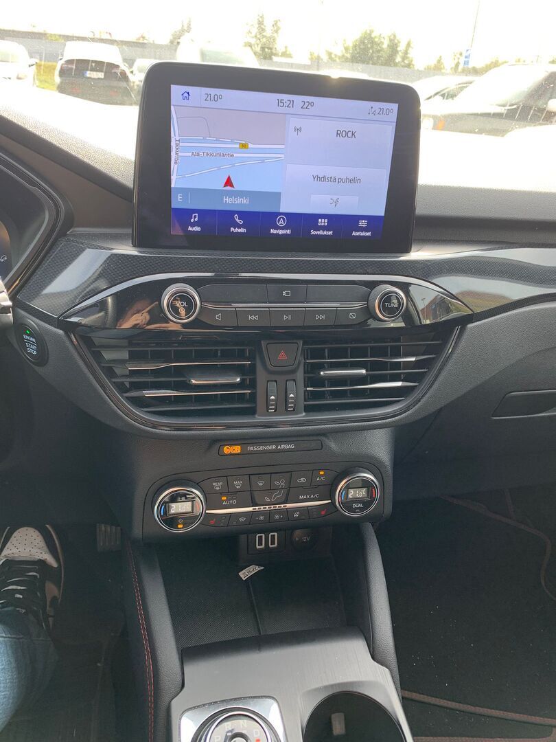 Ford Kuga 2022 Valkoinen
