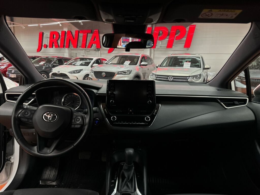 Toyota Corolla 2022 Valkoinen