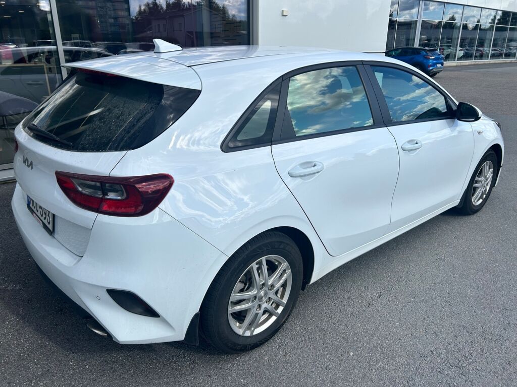 Kia Ceed 2022 Valkoinen