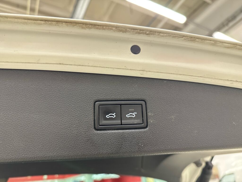 Volkswagen Tiguan 2017 Valkoinen