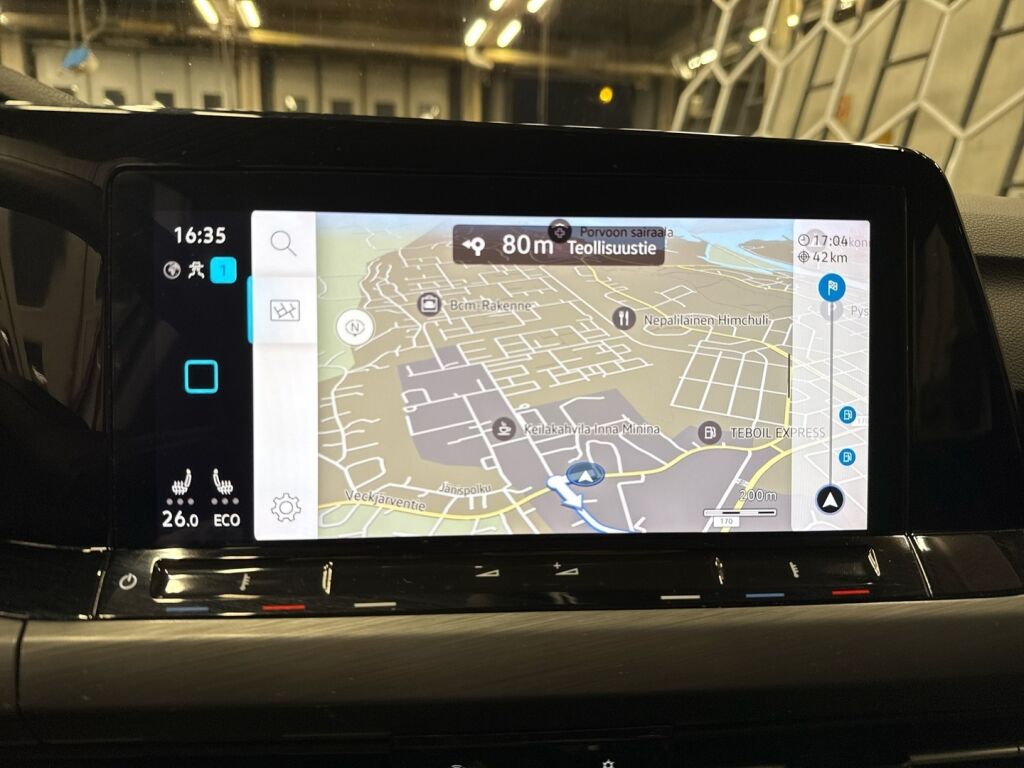 Volkswagen Golf 2023 Valkoinen