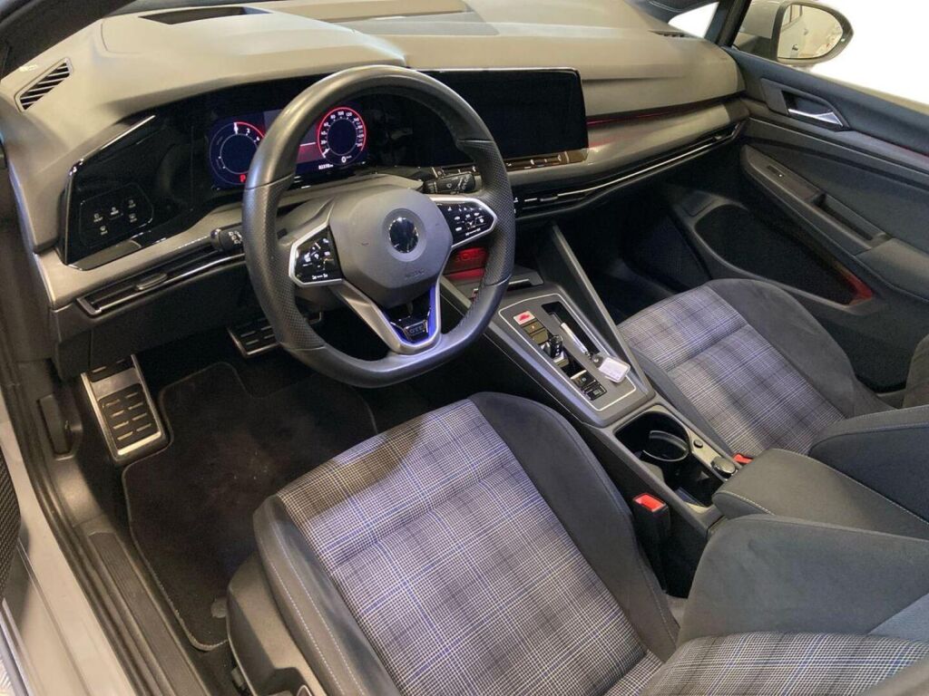 Volkswagen Golf 2022 Harmaa