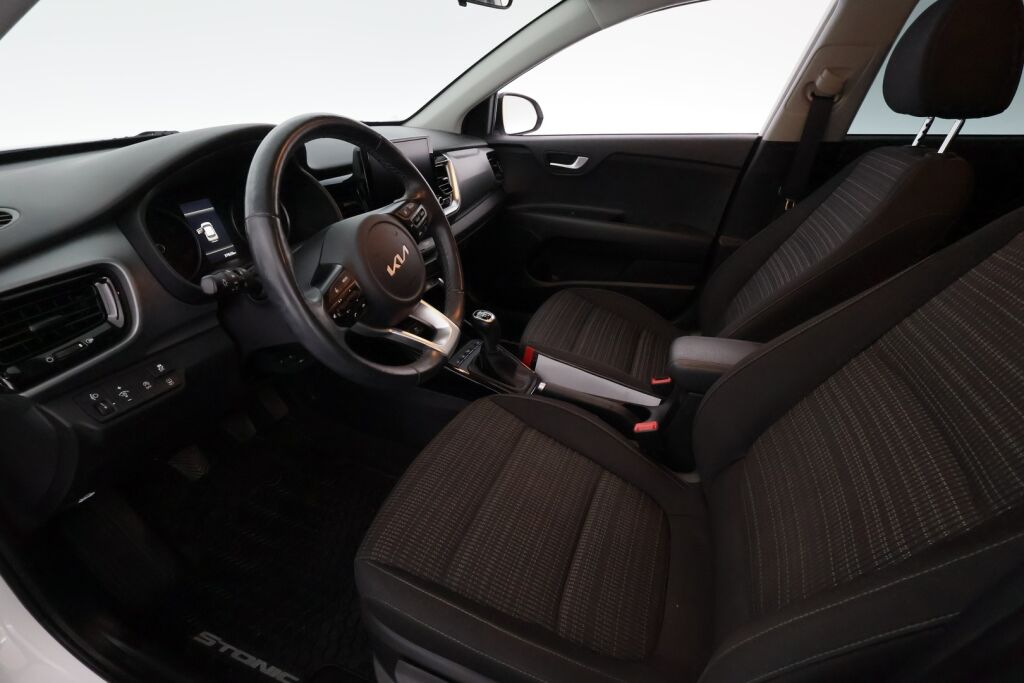Kia Stonic 2022 Valkoinen