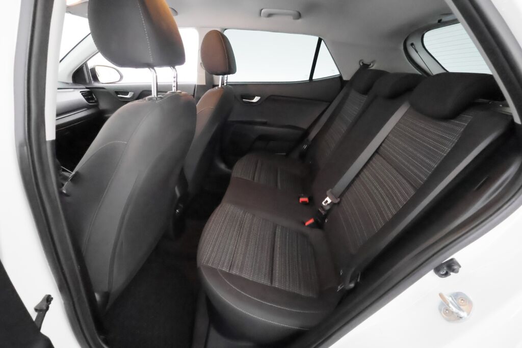 Kia Stonic 2022 Valkoinen