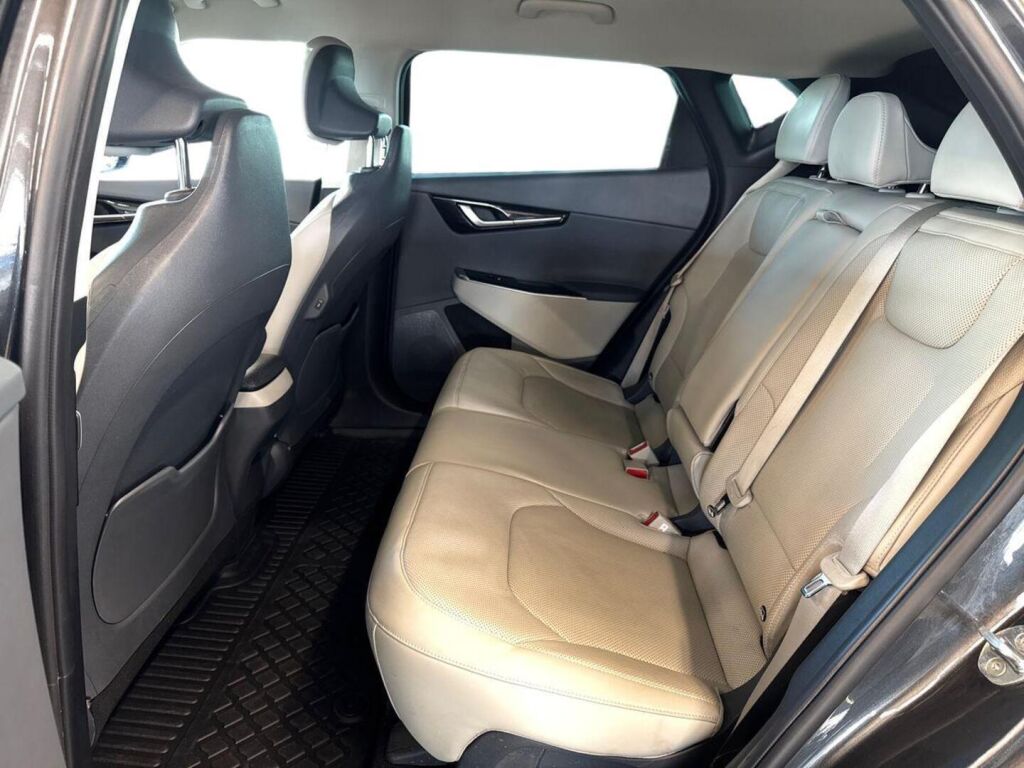 Kia EV6 2022 Harmaa