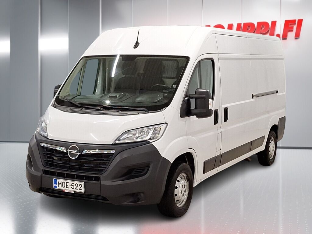 Opel Movano 2022 Musta