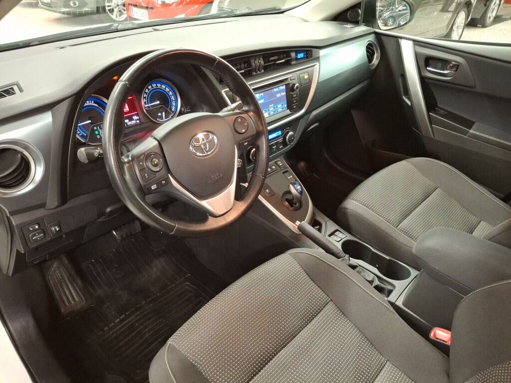 Toyota Auris 2014 Valkoinen