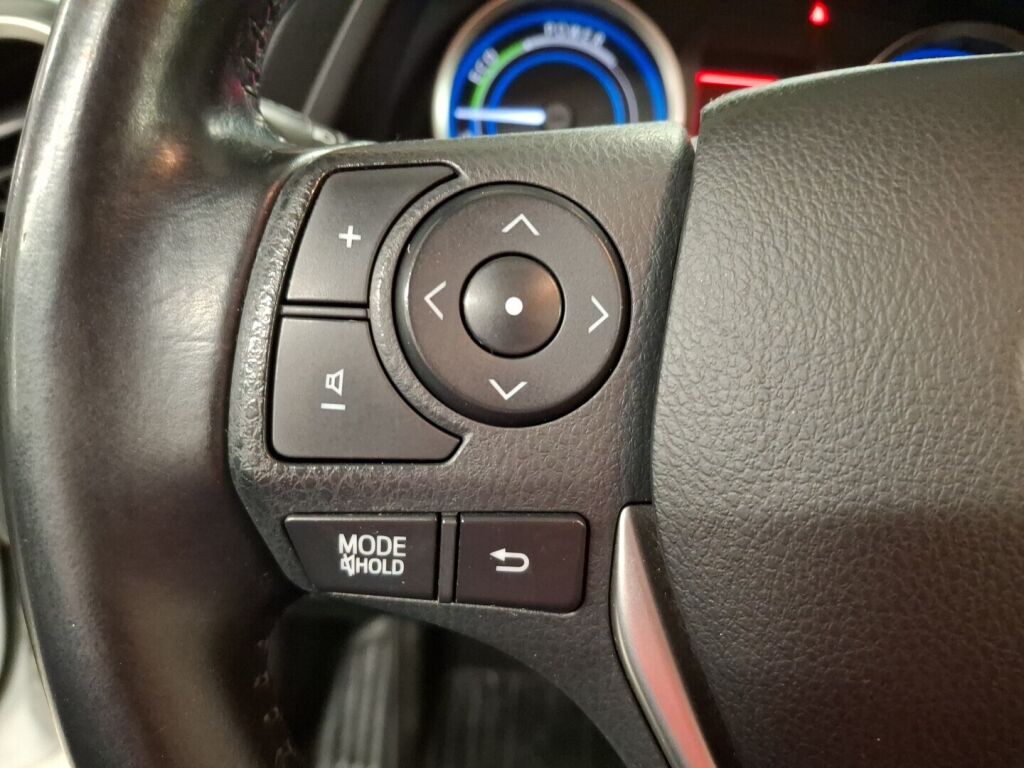 Toyota Auris 2014 Valkoinen