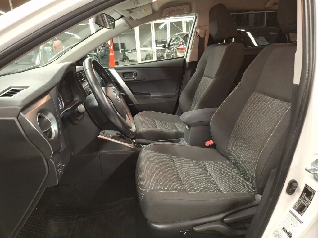 Toyota Auris 2014 Valkoinen
