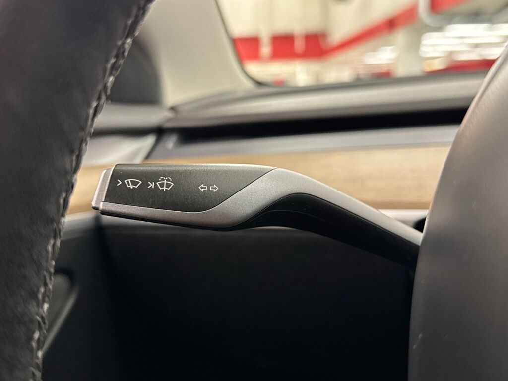 Tesla Model 3 2021 Valkoinen