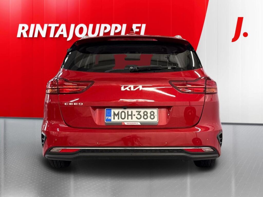 Kia Ceed 2022 Punainen