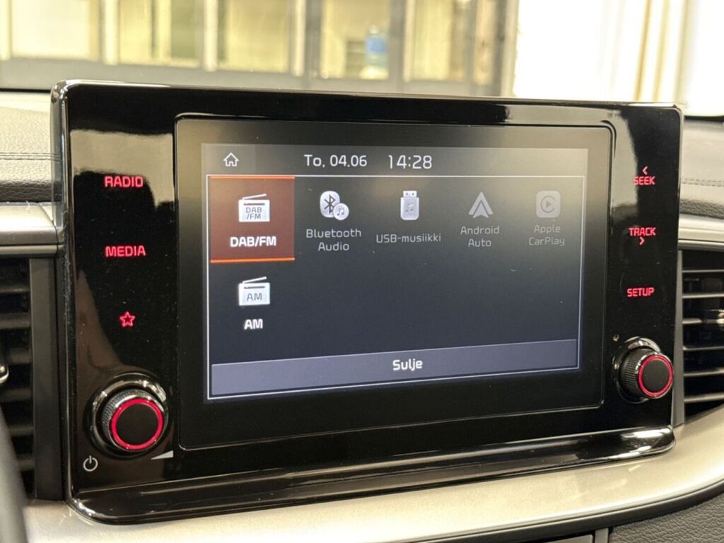 Kia Ceed 2022 Punainen
