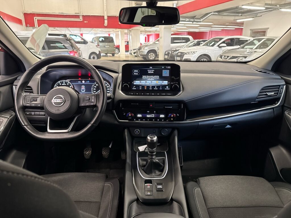 Nissan Qashqai 2022 Punainen