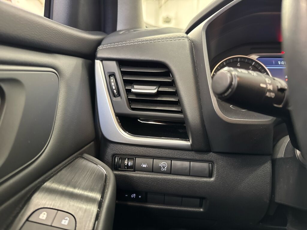 Nissan Qashqai 2022 Punainen