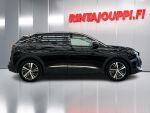 Peugeot 3008 2022 Musta
