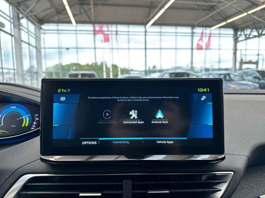 Peugeot 3008 2022 Musta