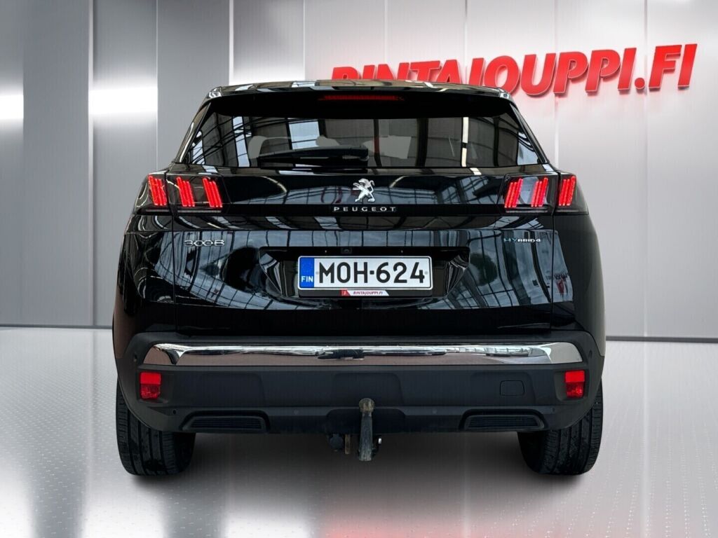 Peugeot 3008 2022 Musta