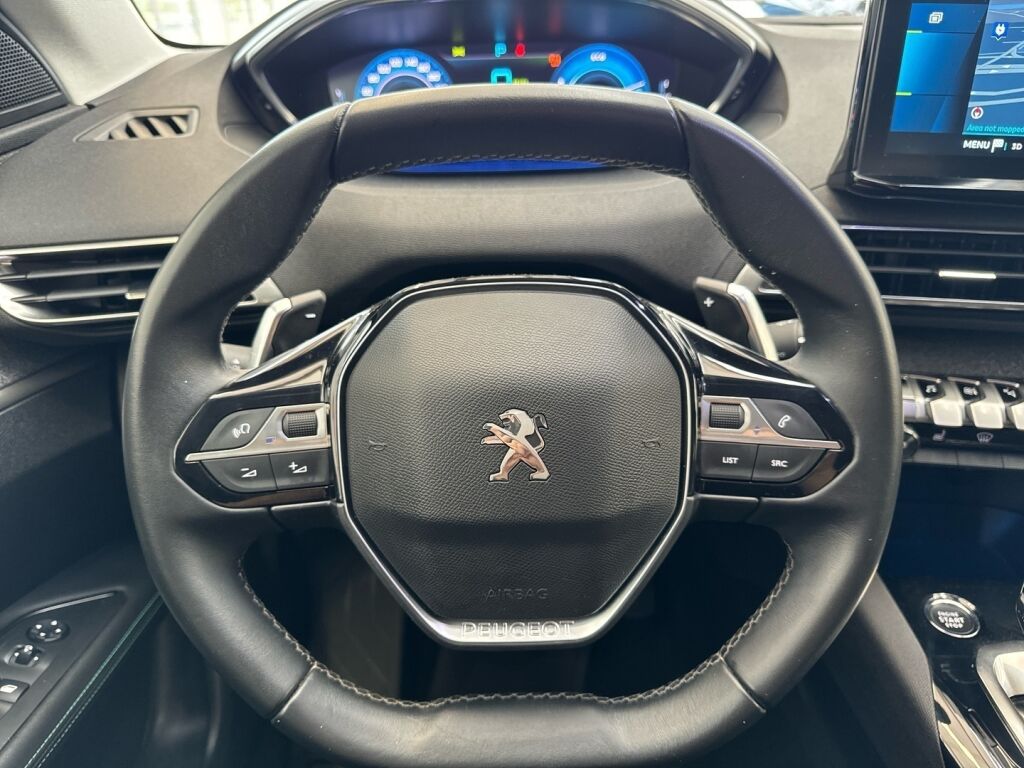 Peugeot 3008 2022 Musta
