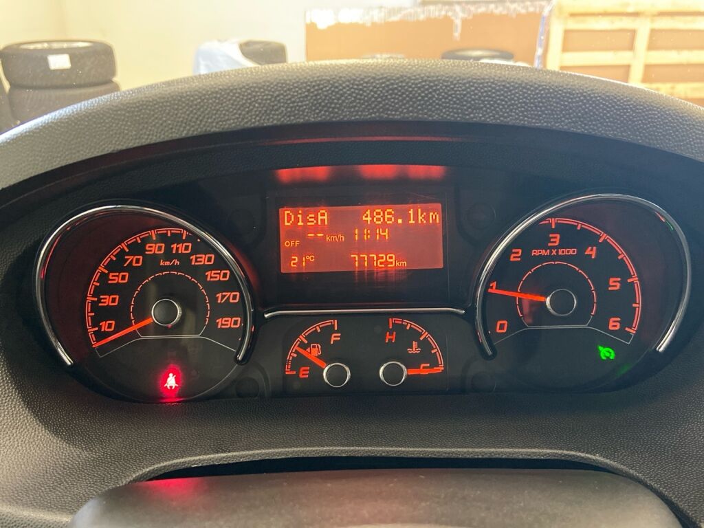 Opel Movano 2022 Musta