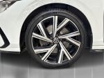 Volkswagen Golf 2022 Valkoinen